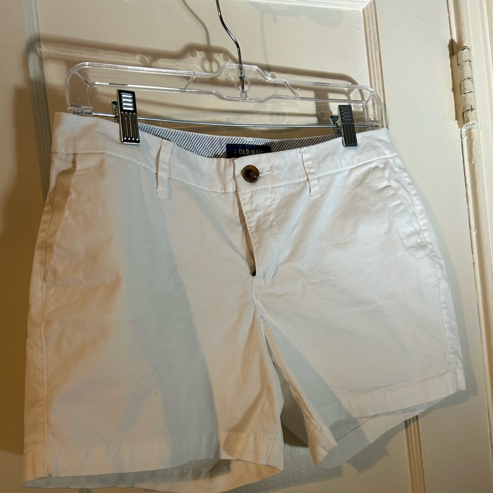 Old Navy New with out tags Size 4